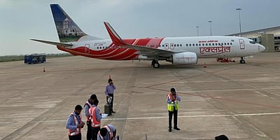 85 விமானங்கள் ரத்து: ஏர் இந்தியா எக்ஸ்பிரஸ் ஊழியர்களுக்கு விடுத்த எச்சரிக்கை!