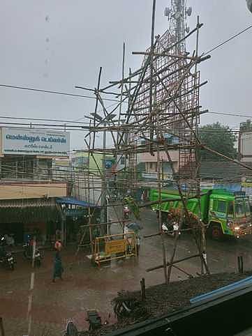 திருவாடனை,தொண்டி பகுதிகளில் பலத்த மழை விவசாயிகள் மகிழ்ச்சி