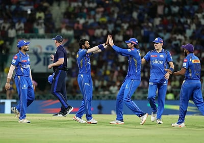 மும்பை பந்துவீச்சு; அணியில் முகமது நபி இல்லை!