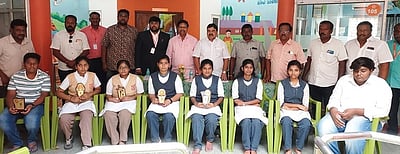 செம்போா்டு சிபிஎஸ்இ பள்ளி சிறப்பிடம்