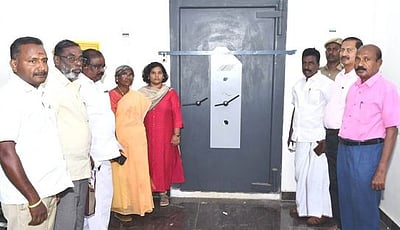 வாக்குப் பதிவு இயந்திரங்கள் பாதுகாப்பு அறை ஆய்வு...