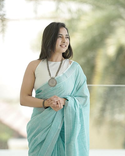 புத்தம் புது காலை! ஸ்ருஷ்டி..