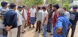 அரசு நிலம் ஆக்கிரமிப்பு: நடவடிக்கை கோரி பொதுமக்கள் சாலை மறியல்