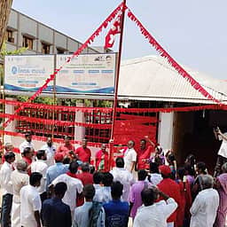 அம்மாபேட்டை ஒன்றியத்தில் மே தின கொடியேற்று விழா