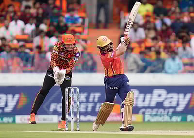 சன் ரைசர்ஸுக்கு  215 ரன்கள் இலக்கு நிர்ணயித்த பஞ்சாப் கிங்ஸ்!