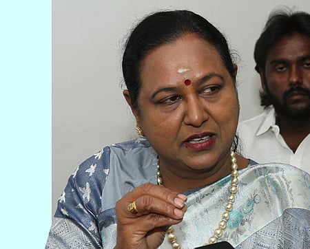 அதிமுக கூட்டணியிலேயே தேமுதிக பயணிக்கும்! பிரேமலதா விஜயகாந்த் சிறப்பு பேட்டி!