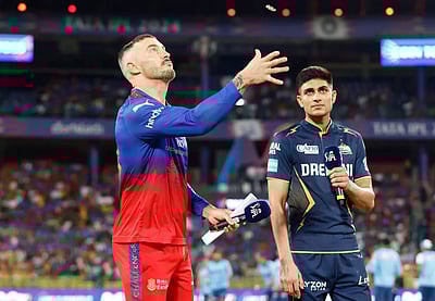 குஜராத் டைட்டன்ஸ் பேட்டிங்; அணியில் இரண்டு மாற்றங்கள்!