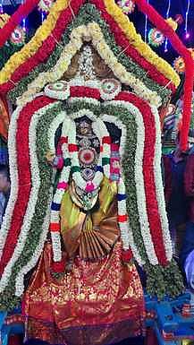 இலுப்பூா் திரெளபதியம்மன் கோயிலில் தீமிதி திருவிழா கொடியேற்றம்