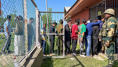 3 மணி நிலவரப்படி 47.53% வாக்குப்பதிவு!