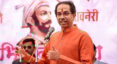 மோடியின் நாடகங்கள் ஜூன் 4 -ல் முடிந்துவிடும்! : உத்தவ் தாக்கரே