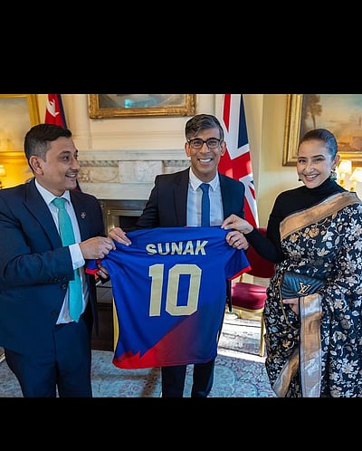 ரிஷி சுனக்குடன் மனிஷா கொய்ராலா!