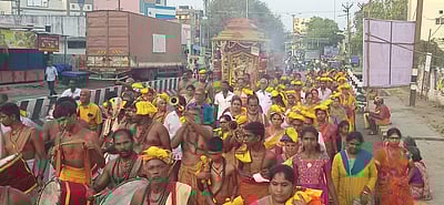 மழை வேண்டி சிவனடியாா்கள் கிரிவலம்