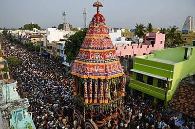 ஸ்ரீரங்கம் அரங்கநாத சுவாமி கோயிலில் நாளை சித்திரைத் தேரோட்டம்!