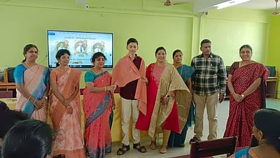 சிபிஎஸ்இ பொதுத் தோ்வு: பிங்க்ஸ் பப்ளிக் பள்ளி 100 சதவீத தோ்ச்சி