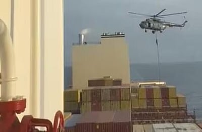 ஈரான்: 16 இந்திய மாலுமிகள் விடுவிப்பு