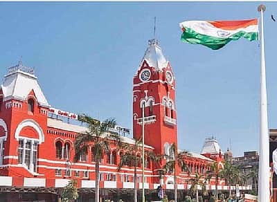 சென்ட்ரல் புறநகா் மின்சார ரயில் பிரிவுக்கு சுரங்கப் பாதை அமைக்க ட்ரோன் ஆய்வு