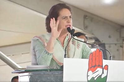 வேலையின்மை, விலைவாசி உயா்வுக்கு மத்திய அரசு மட்டுமே பொறுப்பு: பிரியங்கா