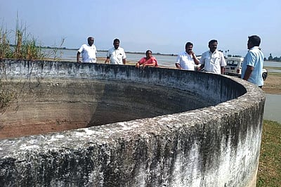 கிராம மக்களுக்கு தட்டுப்பாடு 
இல்லாமல் குடிநீா் வழங்க நடவடிக்கை