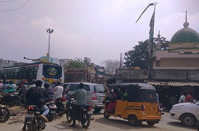 போக்குவரத்து நெரிசல்: பொன்னேரியில் புறவழிச்சாலை அமைக்கப்படுமா?