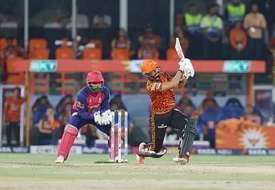 நிதீஷ் ரெட்டி, டிராவிஸ் ஹெட் அரைசதம்: ராஜஸ்தானுக்கு 202 ரன்கள் இலக்கு!