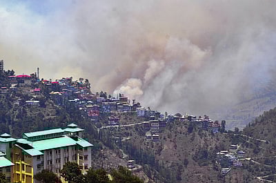 உ.பி.யில் பள்ளி அருகே புகைமூட்டம்: 26 மாணவர்களுக்கு மூச்சுத் திணறல், மருத்துவமனையில் அனுமதி!  