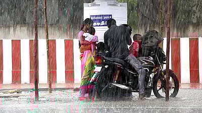 ராமேசுவரம், திருவாடானையில் பலத்த மழை