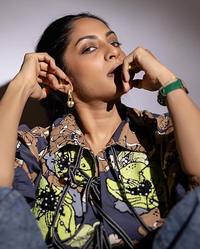 மெமோ எதிர்பார்க்கும்.. ஸ்ரேயா ரெட்டி!