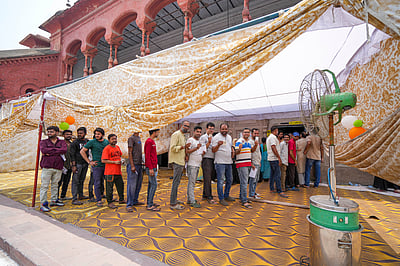 1 மணி வாக்குப்பதிவு நிலவரம்: மகாராஷ்டிரத்தில் தொய்வு!