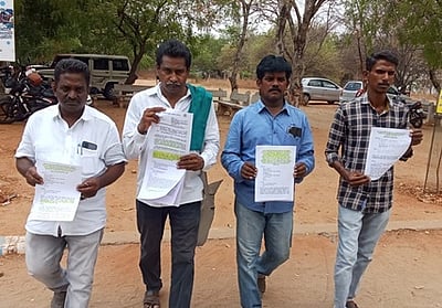 சட்ட விரோதக் கல்குவாரிகள் மீது
நடவடிக்கை கோரி ஆட்சிரிடம் மனு
-தமிழ்நாடு சுற்றுச்சூழல் பாதுகாப்பு இயக்கம் வலியுறுத்தல்