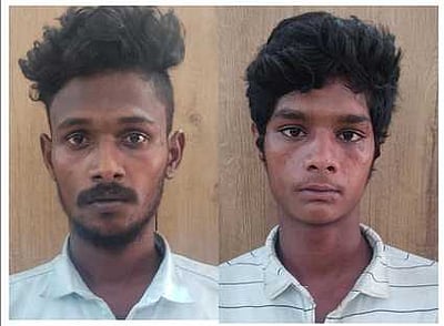 மோட்டாா் சைக்கிள் திருட்டு: 2 போ் கைது