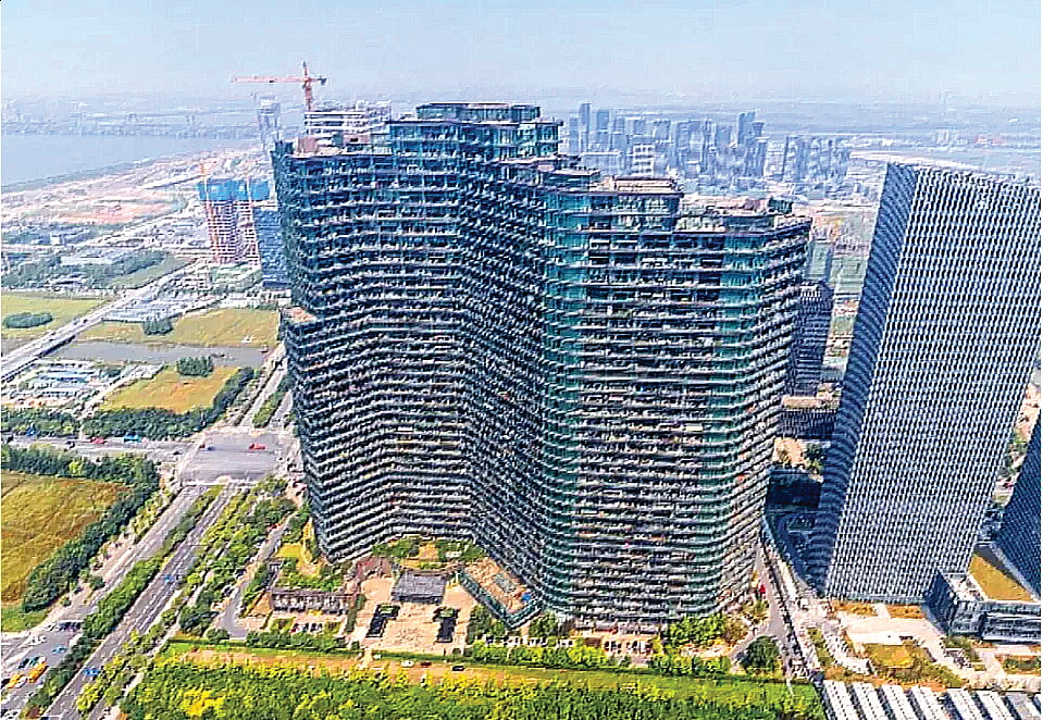 எவ்ளோ பெரிசு...!