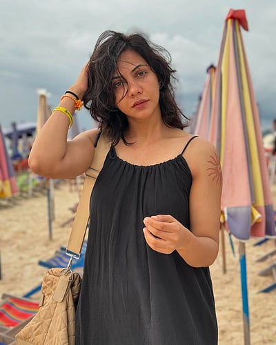 தாய்லாந்தில் மடோனா செபாஸ்டியன்...!