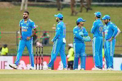 இந்திய அணிக்கு வெவ்வேறு பயிற்சியாளர்கள் தேவையில்லை: இங்கிலாந்து முன்னாள் வீரர்