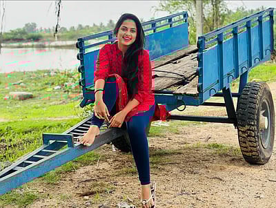 கிராமத்து வாழ்க்கையே சிறந்தது.. 'எதிர்நீச்சல்' மதுமிதா!