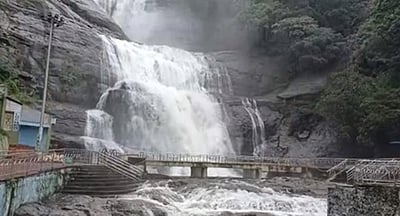 குற்றால அருவிகளில் குளிக்கத் தடை நீட்டிப்பு!