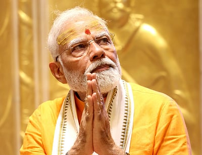 நான் 'பயலாஜிகலாக'ப்  பிறந்திருக்க வாய்ப்பில்லை; மனிதப் பிறவி அல்ல: மோடி