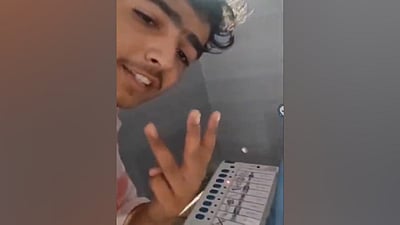 உத்தரப் பிரதேசத்தில் பாஜகவுக்கு 8 முறை வாக்களித்த சிறுவன் கைது