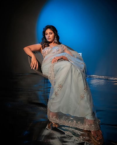 வானம், நிலவு, கடல்.. அஞ்சலி!