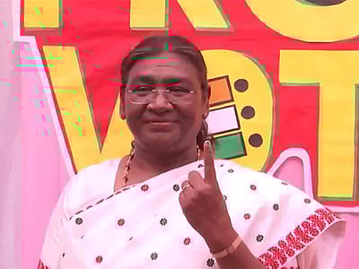 வாக்களித்தார் திரெளபதி முர்மு !