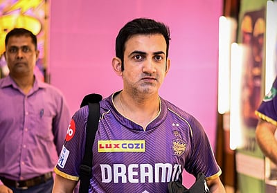 சம்பளம் தொடர்பான பேச்சுவார்த்தையால் கௌதம் கம்பீரை பயிற்சியாளராக நியமிப்பதில் தாமதமா?