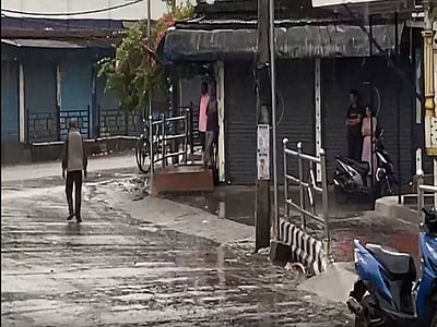 மகாராஷ்டிரத்தில் கனமழை: 2 மாவட்டங்களுக்கு சிவப்பு எச்சரிக்கை!