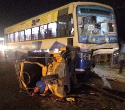உத்தமபாளையம் அருகே அரசுப் பேருந்து - ஆட்டோ நேருக்கு நேர் மோதல்:கணவன் - மனைவி பலி