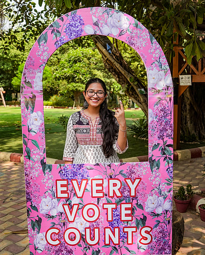 விறு விறு வாக்குப்பதிவு