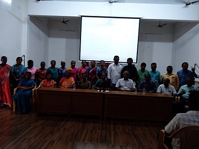 படிக்காத மாணவா்களை
படிக்க வைப்பது தான் ஆசிரியா் பணி: மாவட்ட முதன்மை கல்வி அதிகாரி