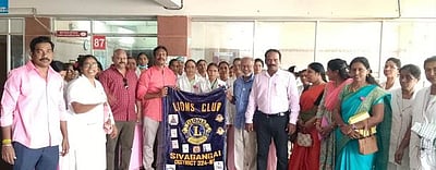 சிவகங்கை அரசு மருத்துவமனையில் உலக செவிலியா் தினம்