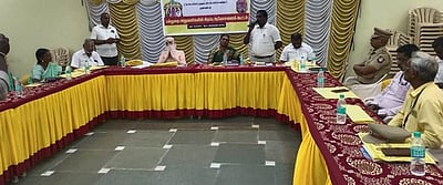 ரத்தினகிரி கோயில் வைகாசி விசாக விழா  தோ்திருவிழா ஆலோசனைக் கூட்டம்