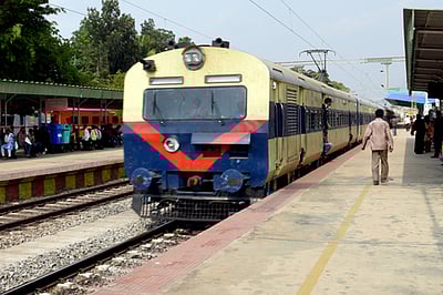 இந்த விதிமுறைகள் தெரியாமல் ரயிலில் பயணிக்க வேண்டாம்!
