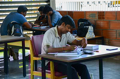 போட்டித் தோ்வுகளுக்கு இலவச பயிற்சி வகுப்பு