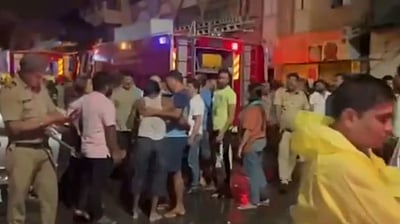 புணே: தீ விபத்தில் காவலாளி பலி