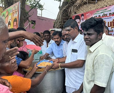 திருத்தணியில் அன்னதானம்...